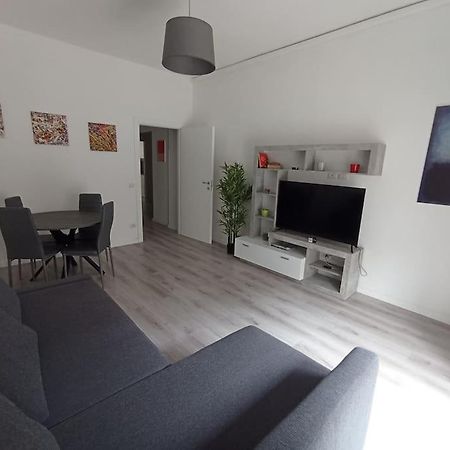 Andrea Central Apartment Бари Екстериор снимка