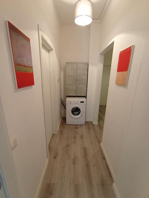 Andrea Central Apartment Бари Екстериор снимка